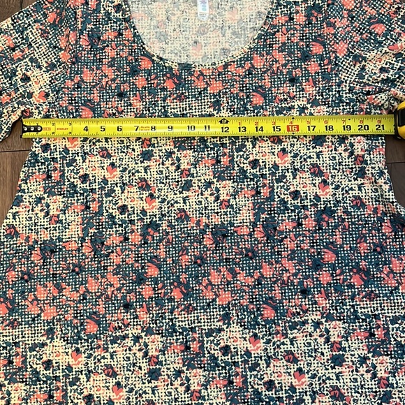 NEW Lularoe perfect tee yellow, teal and coral - Picture 5 of 6